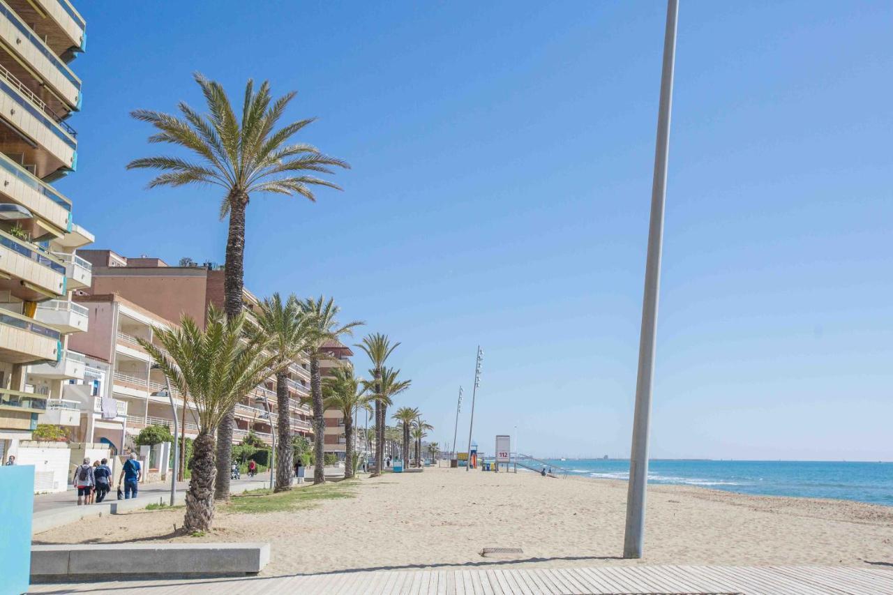 Casa Arnau, A Pie De Playa. Calafell Beach Exterior foto